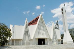 福亞機(jī)場(chǎng)三字代碼(FOY)_Foya空運(yùn)機(jī)場(chǎng),利比里亞機(jī)場(chǎng)