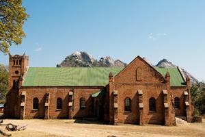 卡龍加機場三字代碼(KGJ)_Karonga空運機場,馬拉維機場